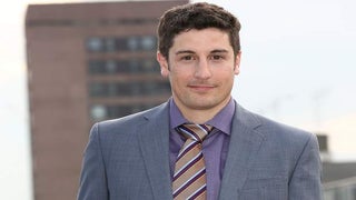 Jason Biggs Apologizes on ‘The View’ for ‘Stupid’ Malaysia Airlines Joke