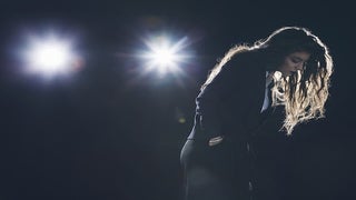 Lorde’s ‘Hunger Games’ Soundtrack Listing, Artwork Revealed Amid San Francisco Radio Ban