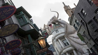 Comcast NBCUniversal Buys $1.5 Billion Majority Stake in Universal Studios Japan