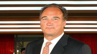 Jim Belushi Joins Taran Killam in Showtime’s ‘Mating’