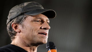 Mike Rowe of ‘Dirty Jobs’ Launches Epic Rant Against Flag-Burning College Kids