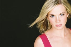 ‘Arrow’ Casts ‘Supernatural’ Alum Amy Gumenick as Obsessive Fan Turned Villain