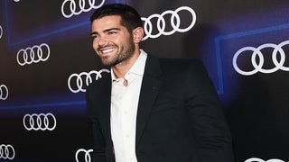 ‘Dallas’ Star Jesse Metcalfe Guests on CBS’ ‘2 Broke Girls’ (Photo)