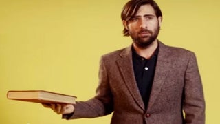 Jason Schwartzman, Elisabeth Moss Have Relationship Issues in ‘Listen Up Philip’ Trailer (Video)