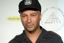 Rage Against the Machine Guitarist Tom Morello Gets Served by Seattle Restaurant Owner on Facebook