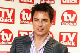 John Barrowman ‘Disgusted’ by Target, Says Staff ‘Lectured’ Him About Helping Homeless Man (Video)
