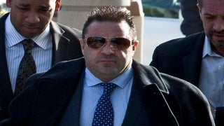 ‘Real Housewives’ Joe Giudice Flip-Flops on Plea Deal, Lashes Out at Reporters: I’m Gonna Kick ‘Youse’ in the Head