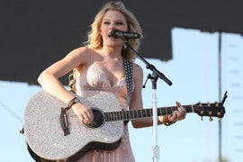 Taylor Swift to Perform at 2014 American Music Awards