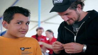 How Matt Nathanson’s New Track ‘Headphones’ Is Providing Hearing for Thousands in Need (Video)