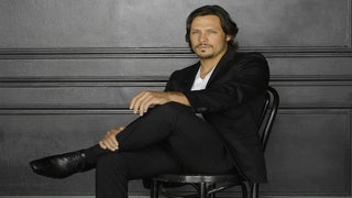 ‘Revenge’ Star Nick Wechsler Talks His Spotify Halloween Mix: ‘It’s the Darkest Stuff in My Collection’ (Audio)