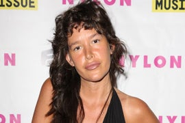 Paz de la Huerta Was Targeted by Fraudulent Attorney in Harvey Weinstein Case, Lawsuit Says