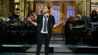 ‘SNL’ Host Sarah Silverman Channels Joan Rivers With Heavenly Tribute (Video)