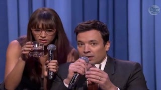 Jimmy Fallon, Rashida Jones Turn Popular Music Into Holiday Carols (Video)