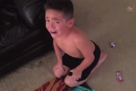 Jimmy Kimmel Partners With Parents Across the Nation to Ruin Kids’ Halloween (Video)