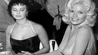 Sophia Loren on Throwing Shade at Jayne Mansfield in Iconic Photo: ‘I’m Staring at Her Nipples’