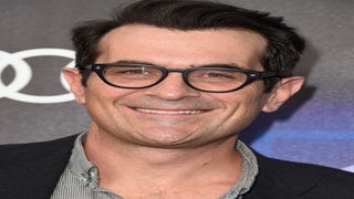 ‘Modern Family’s’ Ty Burrell Inks Overall Deal With 20th Century Fox to Write, Create Comedy Projects