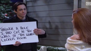 Amy Adams Can’t Keep a Straight Face in Hilarious Cut ‘SNL’ Skit Spoofing ‘Love Actually’ (Video)