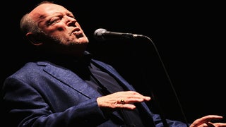Joe Cocker, Grammy-Winning Singer, Dead at 70