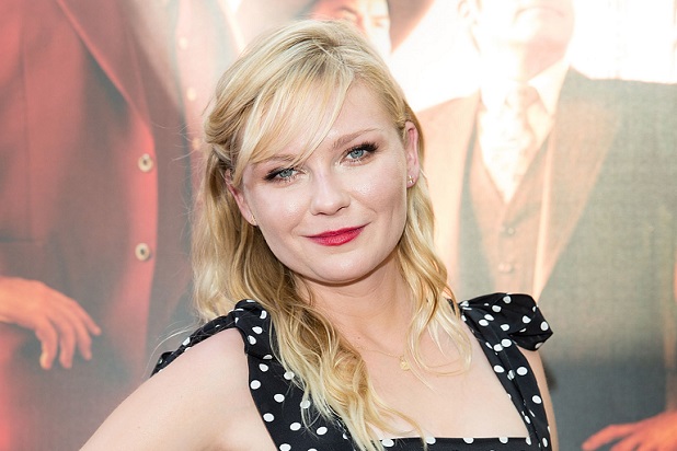 SYDNEY, AUSTRALIA - NOVEMBER 24: Kirsten Dunst arrives at the "Anchorman 2: The Legend Continues" Australian premiere on November 24, 2013 in Sydney, Australia. (Photo by Caroline McCredie/Getty Images for Paramount Pictures International)