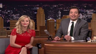 Reese Witherspoon Sings Ridiculous Random Christmas Carols With Jimmy Fallon (Video)