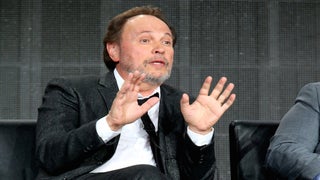 Billy Crystal Calls Modern Comedy a ‘Minefield,’ Throws Shade on This Year’s Oscars