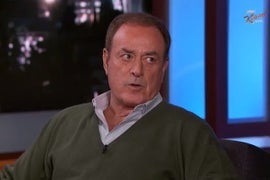 Deflategate ‘Is Insane,’ Says NFL Commentator Al Michaels on ‘Jimmy Kimmel Live’ (Video)