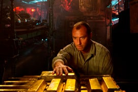 ‘Black Sea’ Review: Jude Law’s Submarine Salvage Thriller Rises to the Occasion