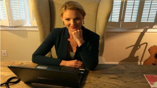 10 Things We Learned From Katherine Heigl’s Live Facebook Q&A