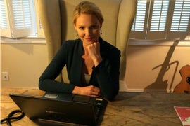 10 Things We Learned From Katherine Heigl’s Live Facebook Q&A