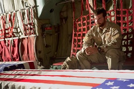 ‘American Sniper’ Reviews: Academy Praises Bradley Cooper, But Do Critics Think He Hit the Mark?