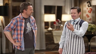 ‘The Odd Couple’ Review: Matthew Perry Comedy Premiere Doesn’t Close the Deal