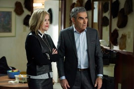‘Schitt’s Creek’ Final Season and Making-Of Documentary Hit Netflix Early
