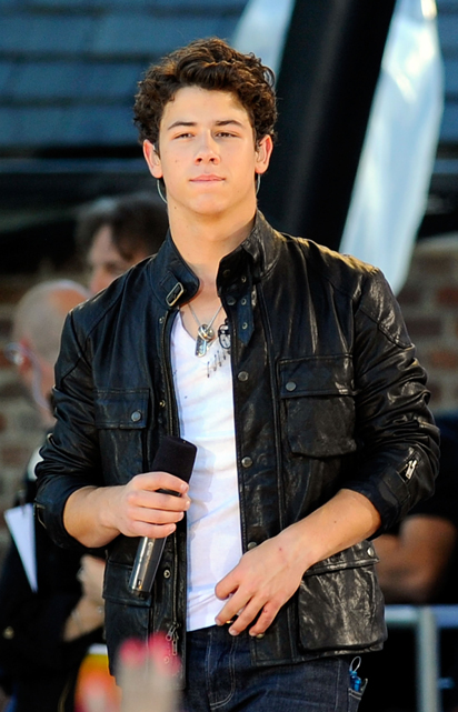 2010 - Nick Jonas on "Good Morning America" (Jemal Countess/Getty Images) 2010 - Nick Jonas on "Good Morning America" (Jemal Countess/Getty Images)