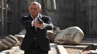 Daniel Craig to Return as James Bond in 2019 Movie (Report)