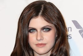 ‘San Andreas’ Star Alexandra Daddario Joins William H. Macy’s ‘The Layover’ (Exclusive)