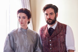 ‘Mercy Street’ Review: PBS’ Ridley Scott Civil War Series Is Masterfully Made