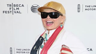 Roseanne Barr Reveals She Is Going Blind From Eye Disease