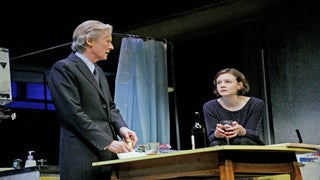 ‘Skylight’ Theater Review: Carey Mulligan and Bill Nighy Bring New Fire to an Old Romance