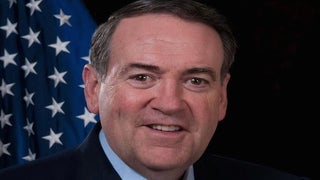 Mike Huckabee Admits Donald Trump Is a ‘Car Wreck’ in Bizarre Metaphor