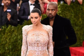 Kim Kardashian Robbery Becomes Butt of Jokes for Jimmy Kimmel, Conan O’Brien (Video)