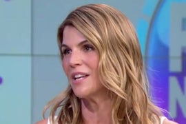 Lori Loughlin to Be Released on $1 Million Bail in College Admissions Bribe Case
