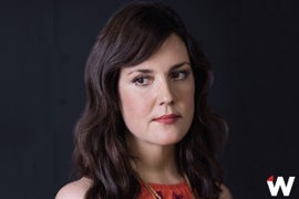 Emmy Breakout Melanie Lynskey on ‘Togetherness’ Nude Acting, Improv With Amanda Peet: Watch #selfieinterview (Video)