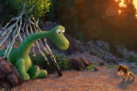‘The Good Dinosaur’ Review: Pixar’s Prehistoric Tale Improves as It Evolves