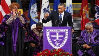 Obama Sings ‘Amazing Grace’ During Poignant Eulogy for Slain Charleston Pastor (Video)