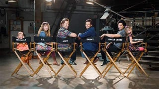Full House TV Movie Cast Photo Draws Hilarious Tweets – ‘Potato Versions of the Cast!’: Wrap Trends (Video)