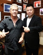 Mel Gibson to Serve as Art Director on Bruce Willis’ Chinese War Movie ‘The Bombing’
