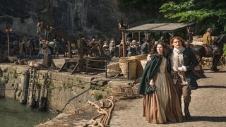 ‘Outlander’ Releases New Photo, Gag Reel Featuring Sam Heughan Ahead of Season 2 (Video)