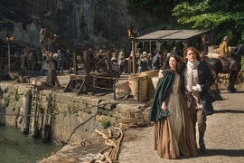 ‘Outlander’ Releases New Photo, Gag Reel Featuring Sam Heughan Ahead of Season 2 (Video)