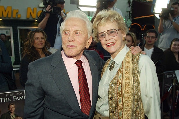 Diana Douglas, Mother of Michael and Ex-Wife of Kirk, Dead at 92