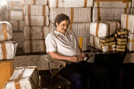‘Narcos’ Review: Netflix’s Pablo Escobar Drama is Sexy, Bloody and Addictive